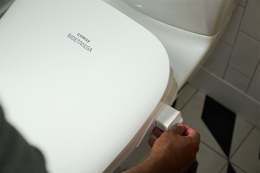 Reinstalling the carbon deodorizer into the Bidetmega 500S